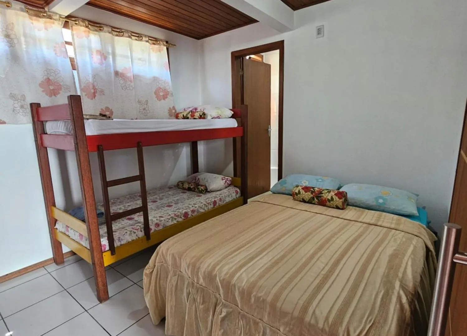 Inn Pousada Capricornio Guarda do Embau Brazil